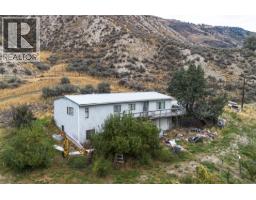 3059 Shuswap E Road, Kamloops, BC V2C2J3 Photo 13
