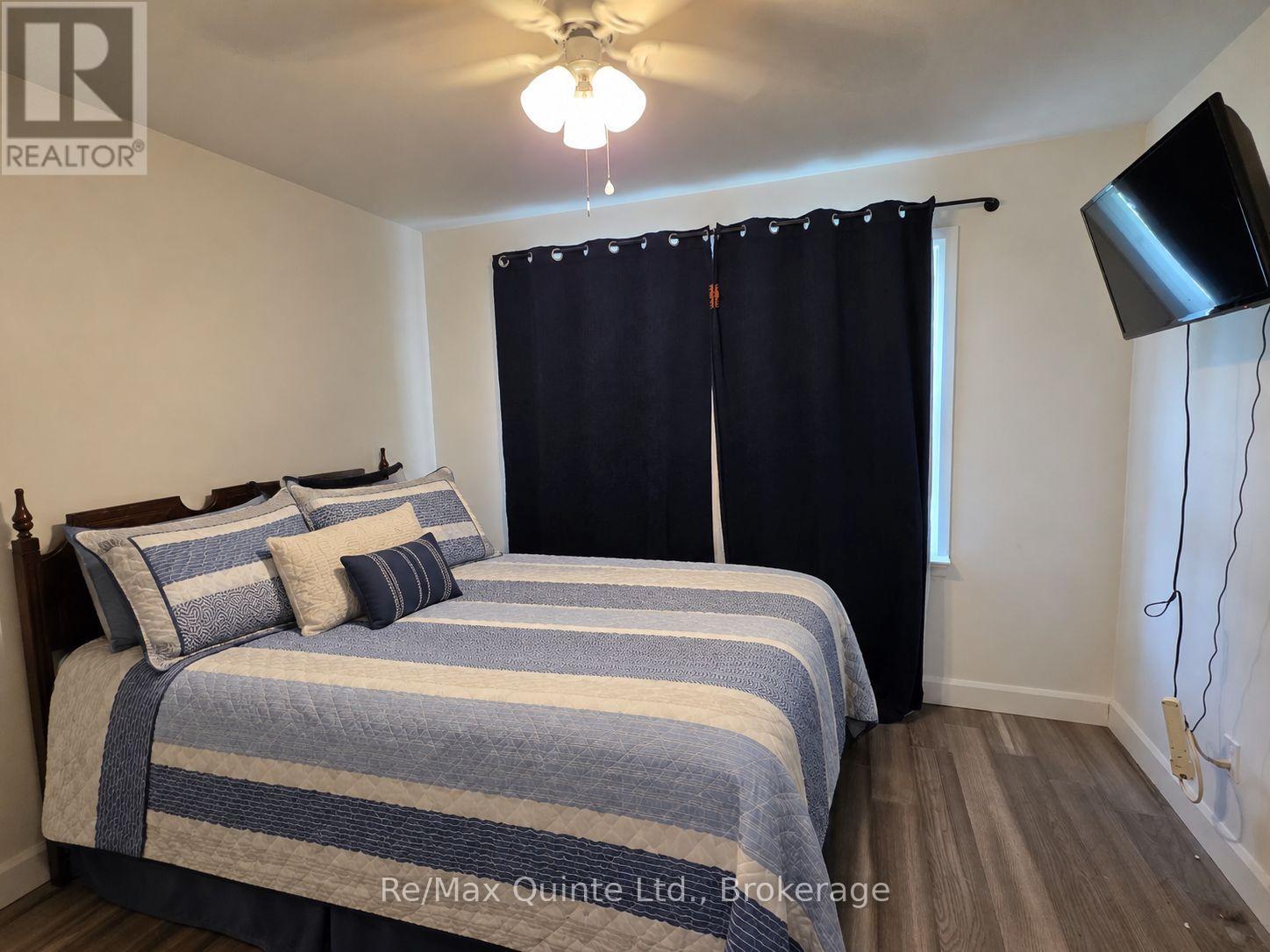 11 SECOND STREET, Prince Edward County (Picton Ward) — photo 10