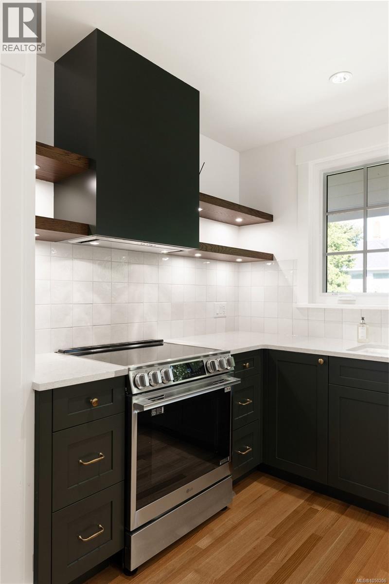1027 Deal St - 5