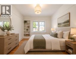 1027 Deal St, Oak Bay, BC V8S5G6 Photo 15