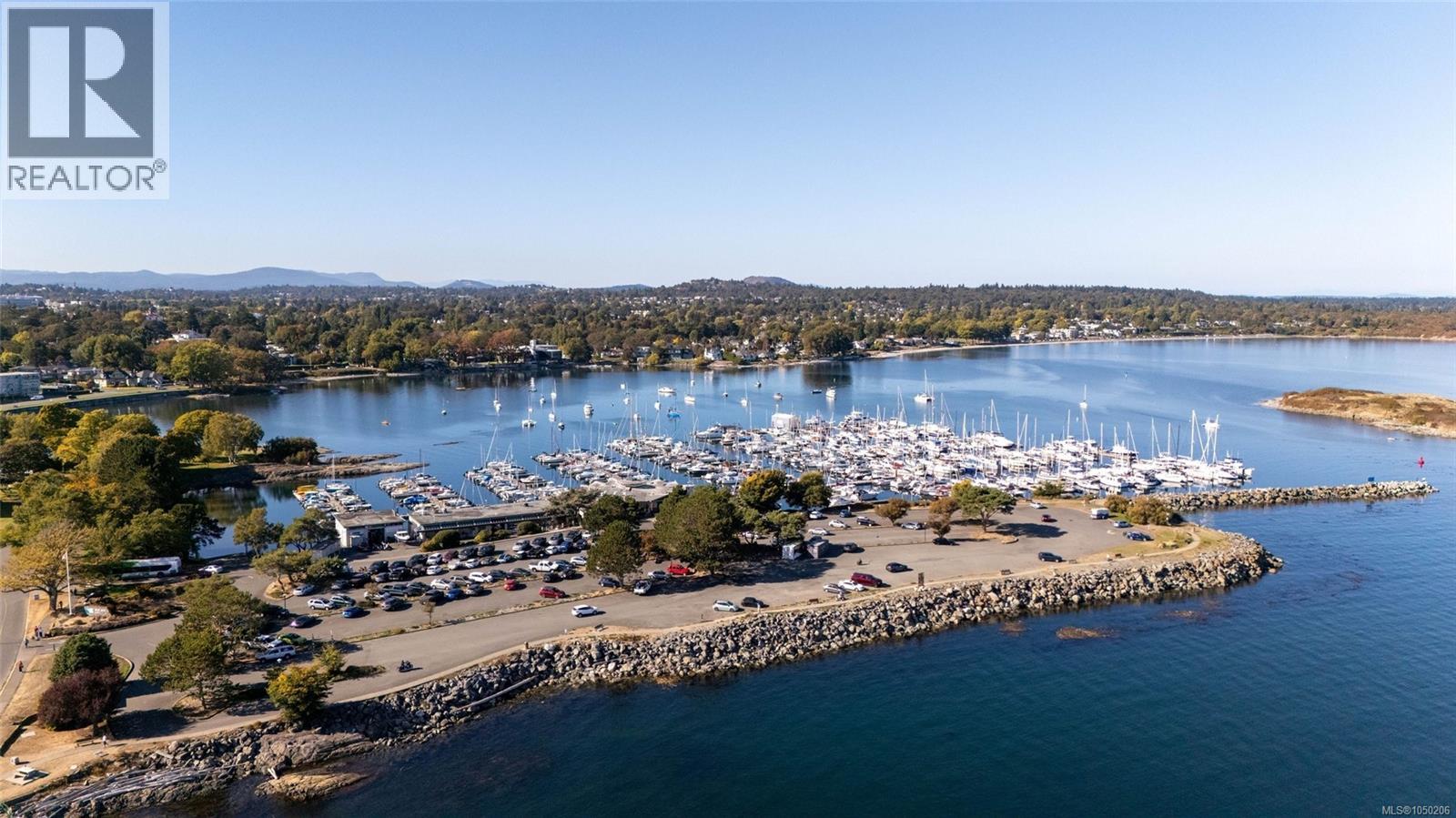  1027 Deal Street, Oak Bay