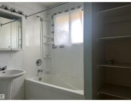 10450 69 Av Nw, Edmonton, AB T6H2C3 Photo 10