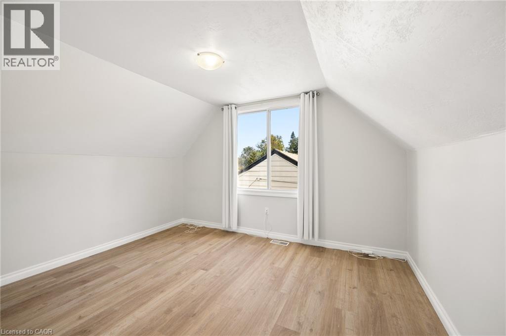 40 PERTH Road - Image 21