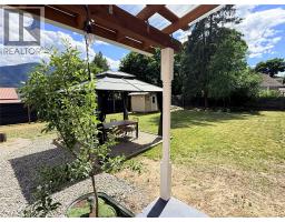 7577 4th Street, Grand Forks, BC V0H1H0 Photo 37