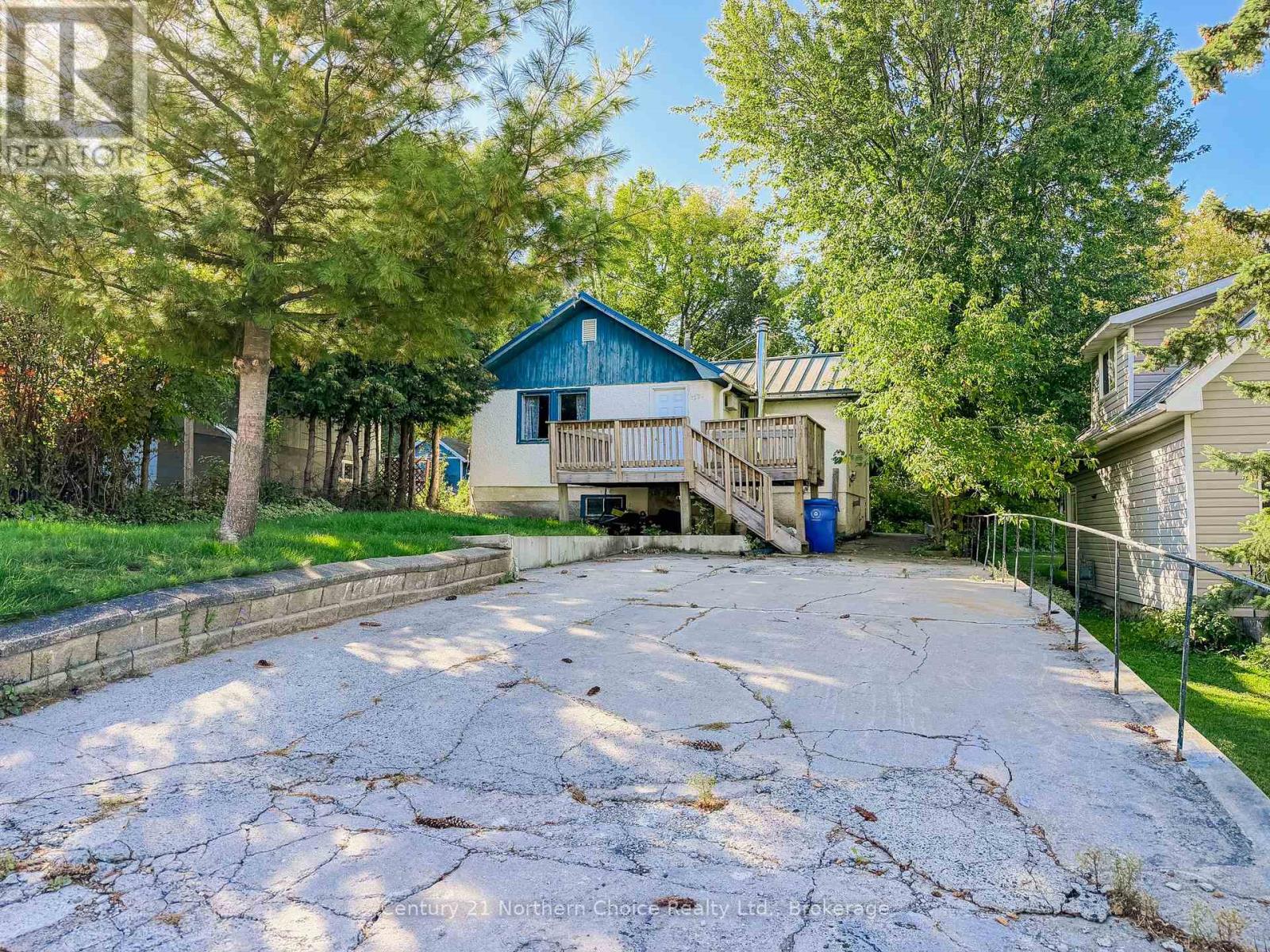 1509 AGUR STREET, Kenora (Lakeside)