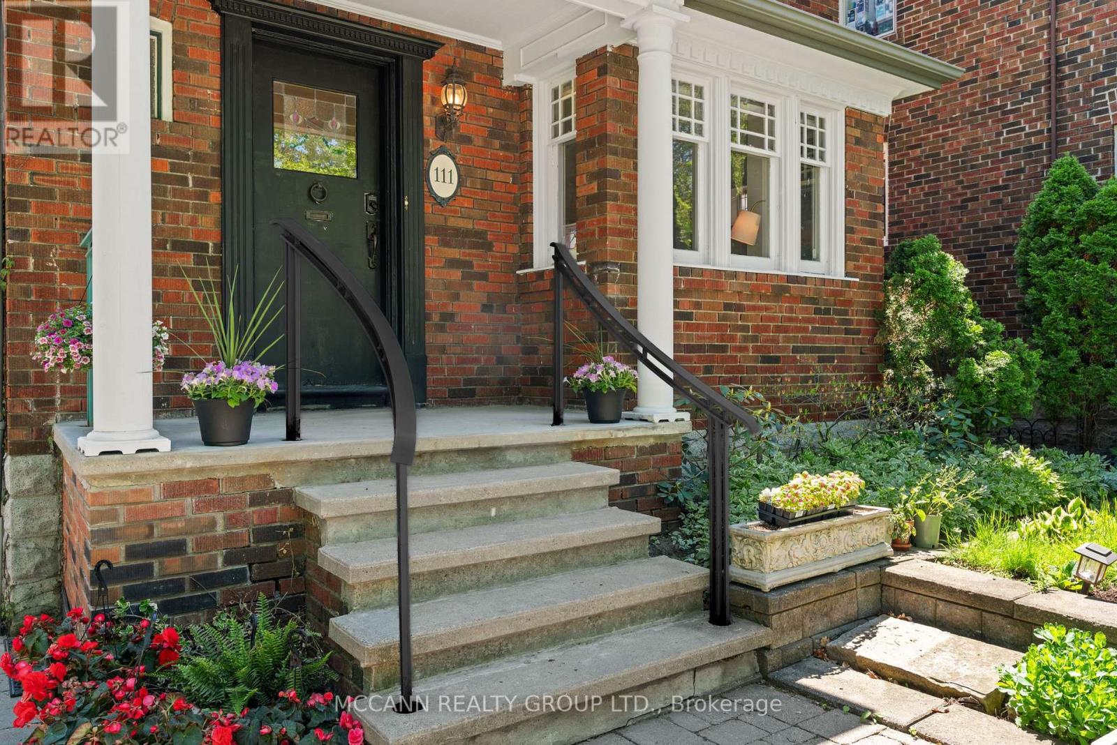 111 CHUDLEIGH AVENUE, Toronto (Lawrence Park South) — photo 2