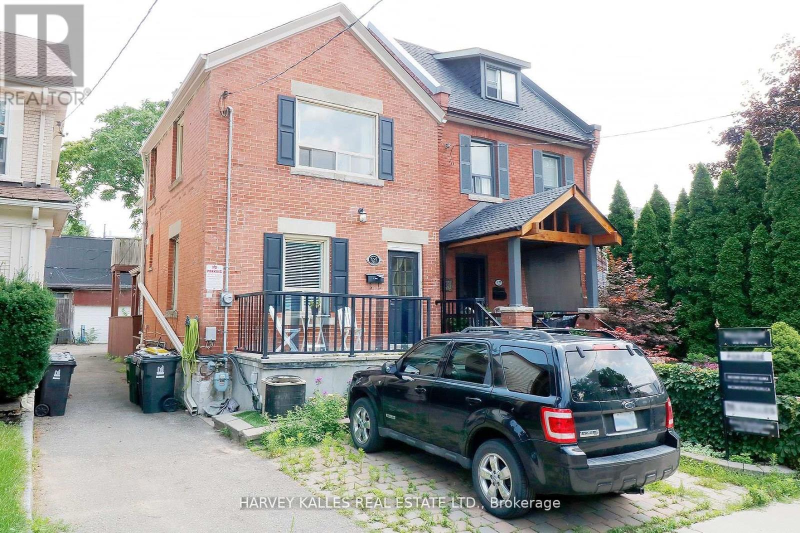 BSMNT - 327 HOWLAND AVENUE, Toronto (Casa Loma)