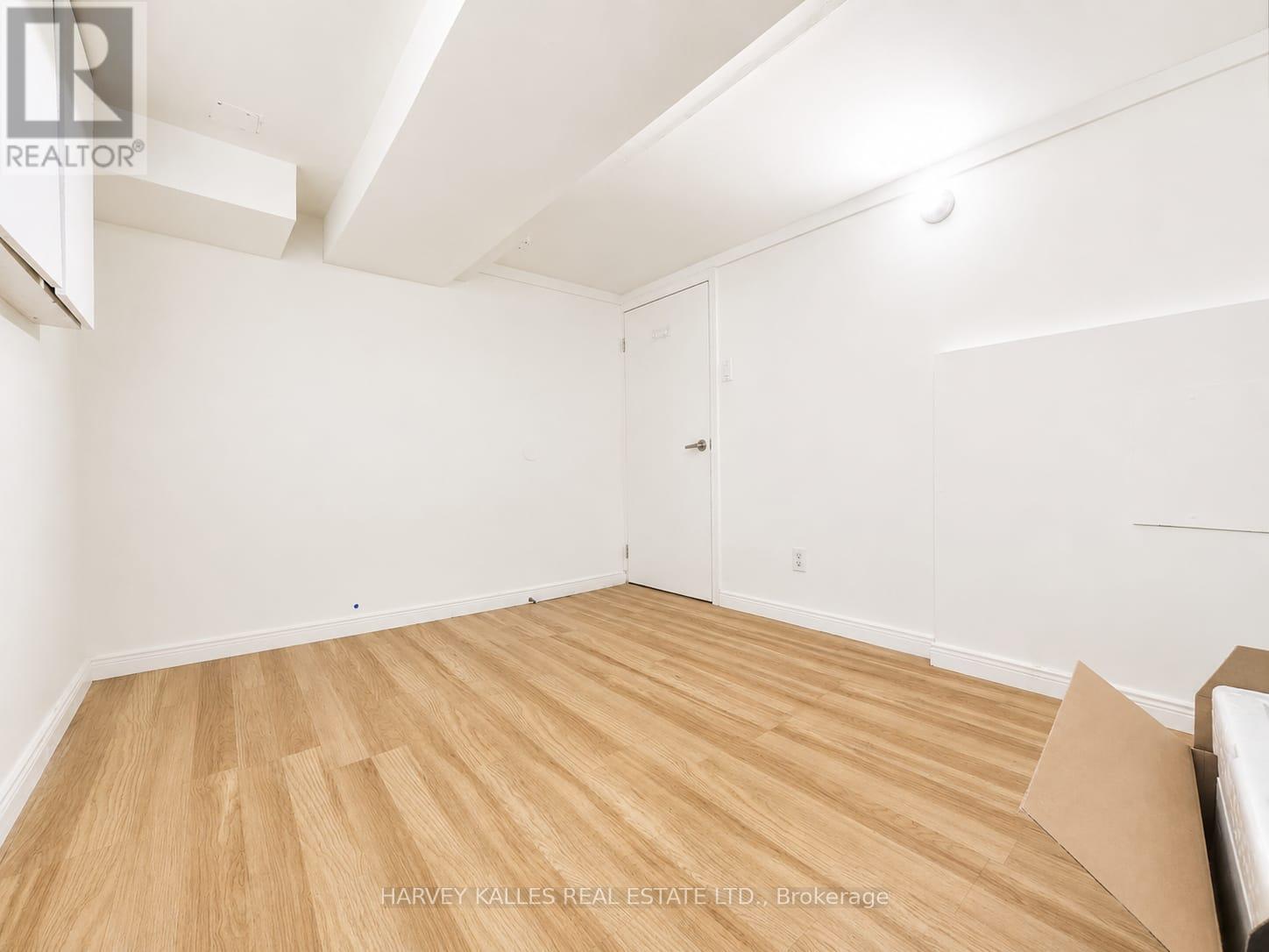 BSMNT - 327 HOWLAND AVENUE, Toronto (Casa Loma) — photo 8