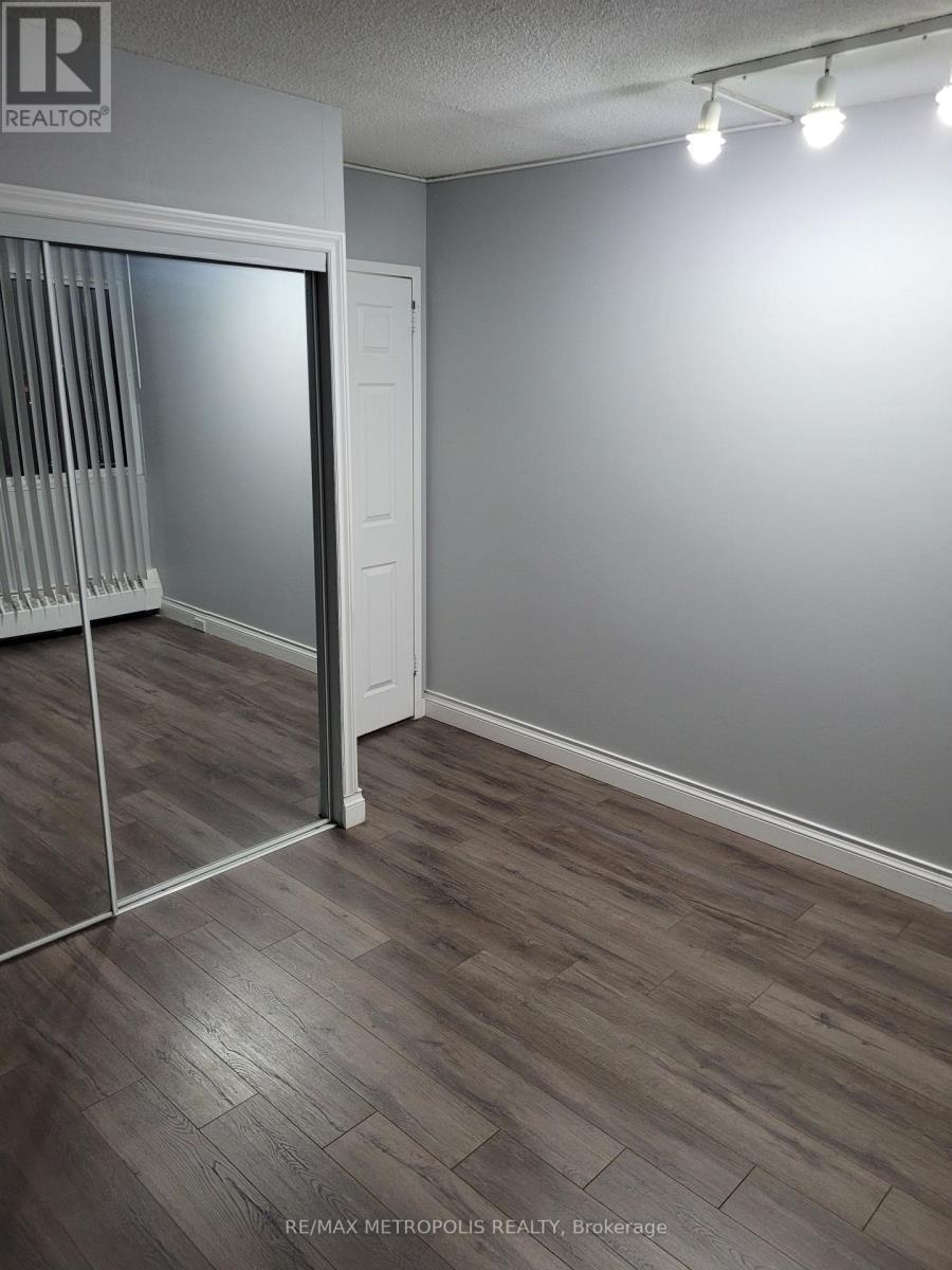 704 - 735 DON MILLS ROAD, Toronto (Flemingdon Park) — photo 3