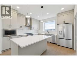 41 Bluerock Hill Sw, Calgary, AB T2Y0V7 Photo 11
