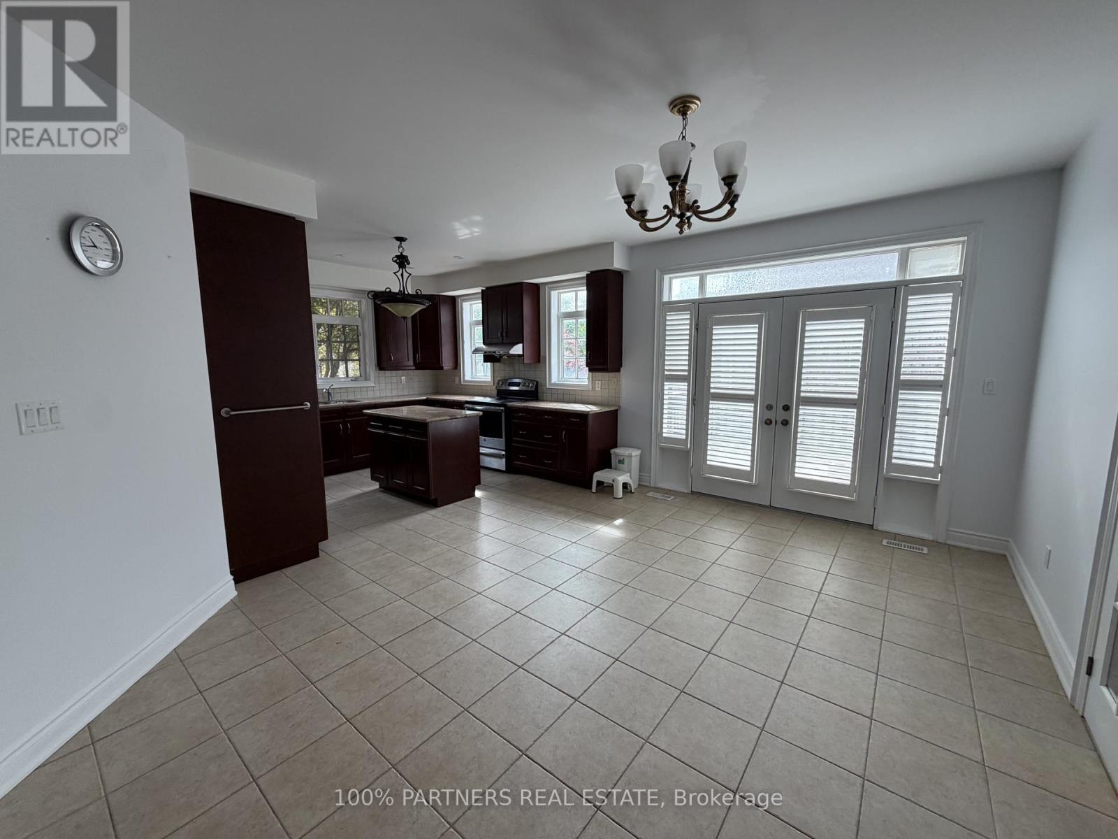 56 WOODVALLEY CRESCENT, Vaughan (Patterson) — photo 7