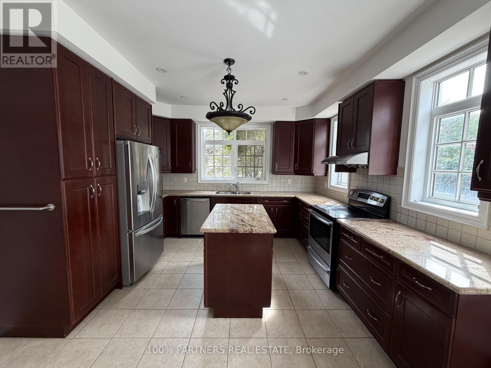 56 WOODVALLEY CRESCENT, Vaughan (Patterson) — photo 8