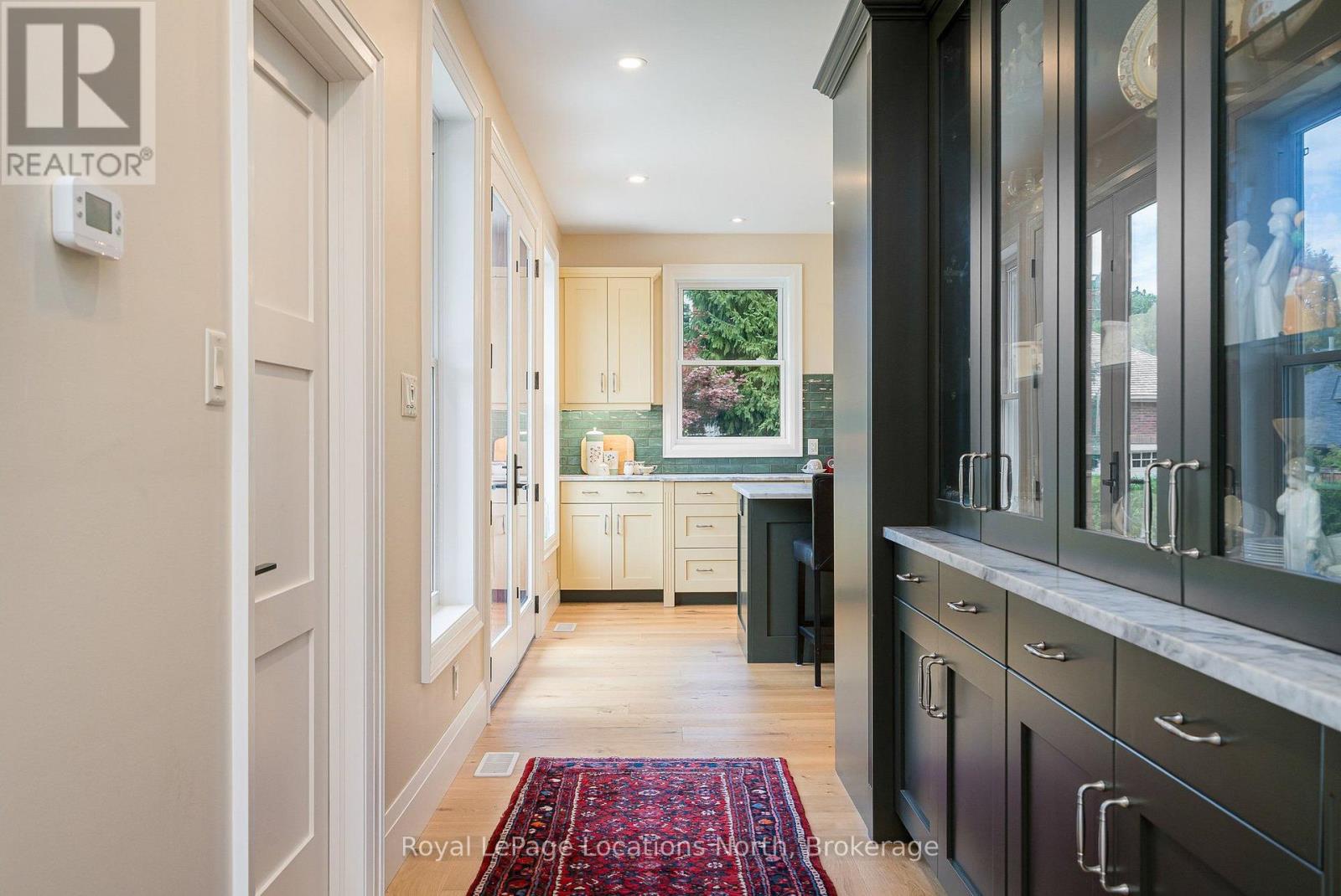 291 THIRD STREET - 22