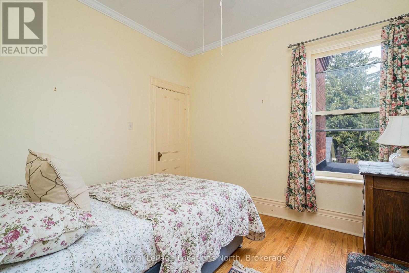 291 THIRD STREET - 37