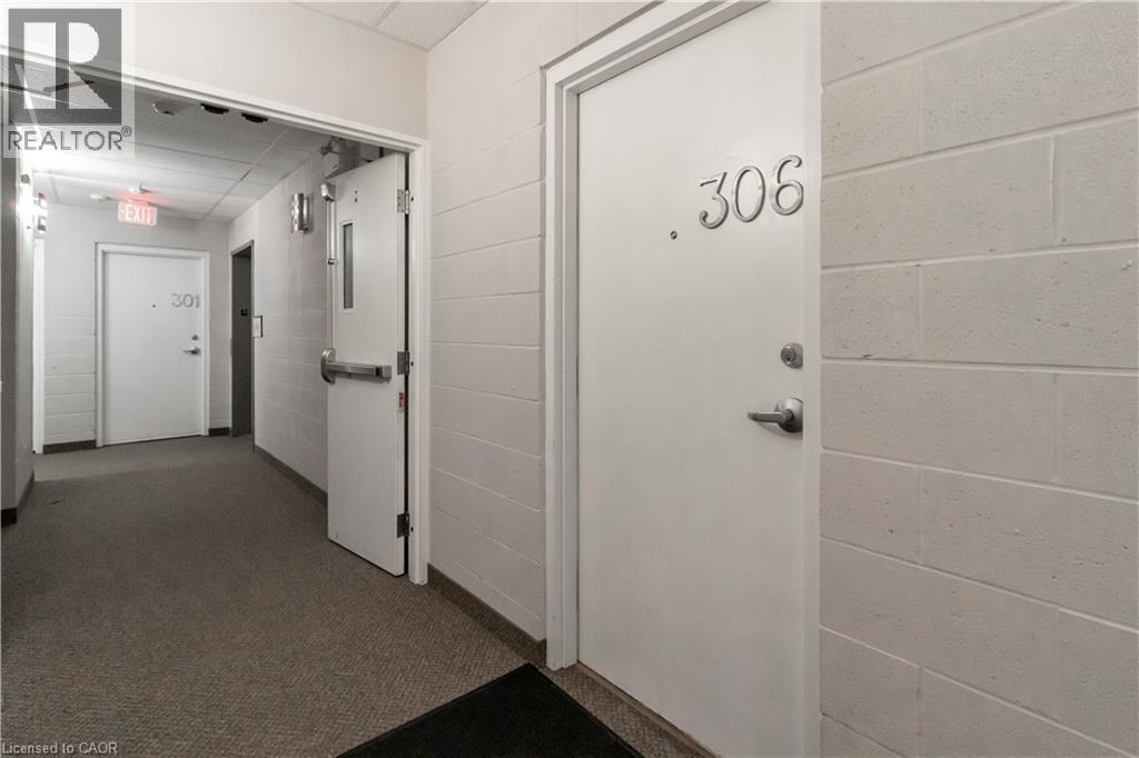 36 REGINA Street N Unit# 306 — photo 3