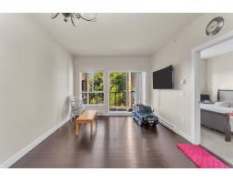 409 9655 King George Boulevard, Surrey, BC V3T0C7 Photo 9