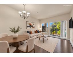 409 9655 King George Boulevard, Surrey, BC V3T0C7 Photo 10