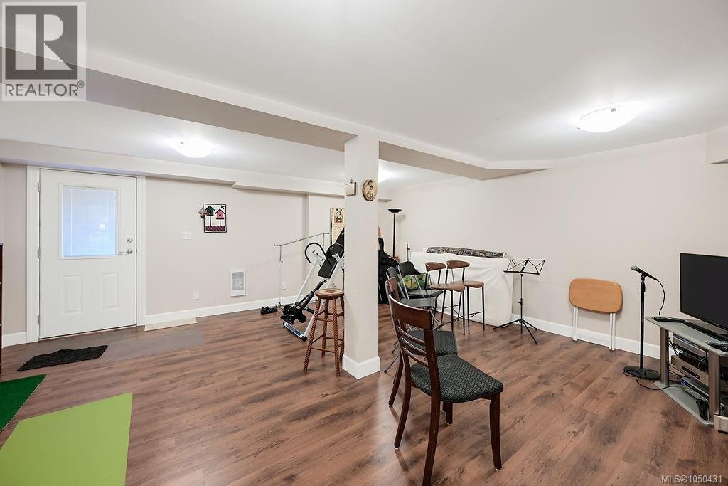 #110 1177 Deerview Pl - 52