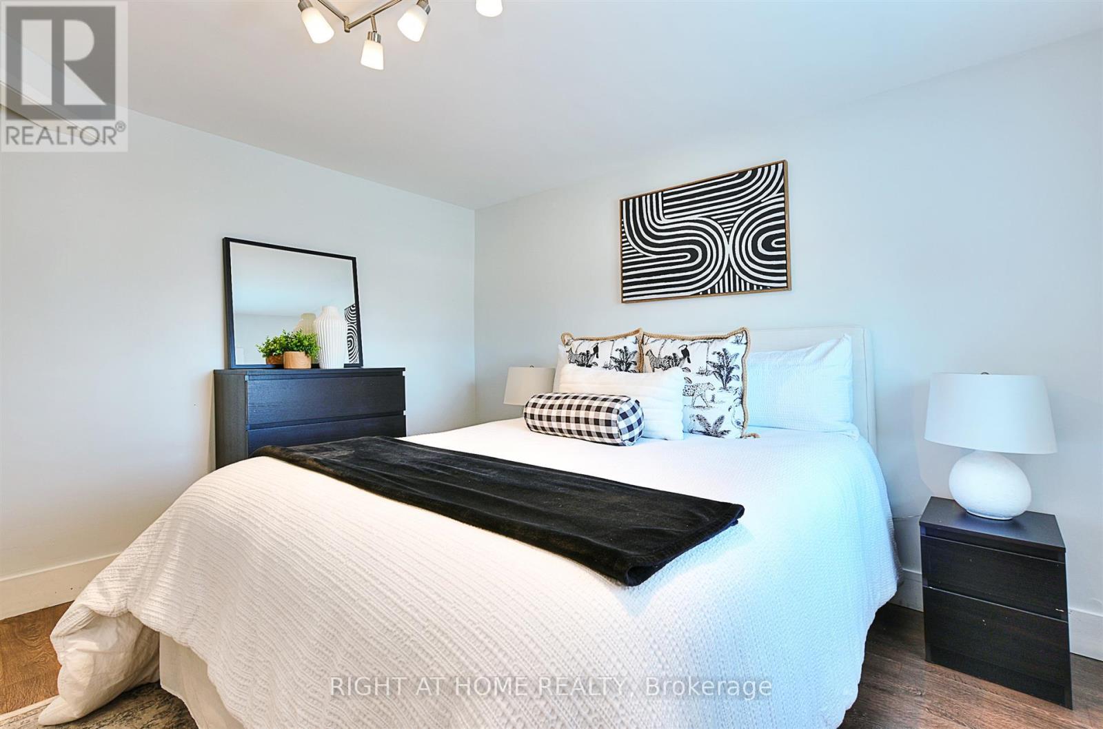 183 EARLSCOURT AVENUE - Image 14