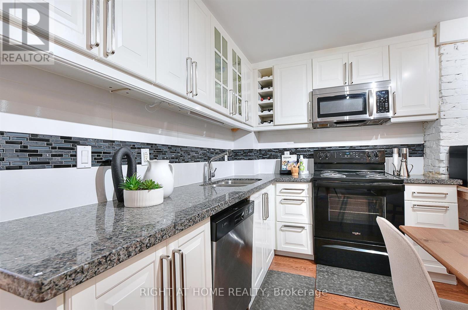 183 EARLSCOURT AVENUE - Image 6