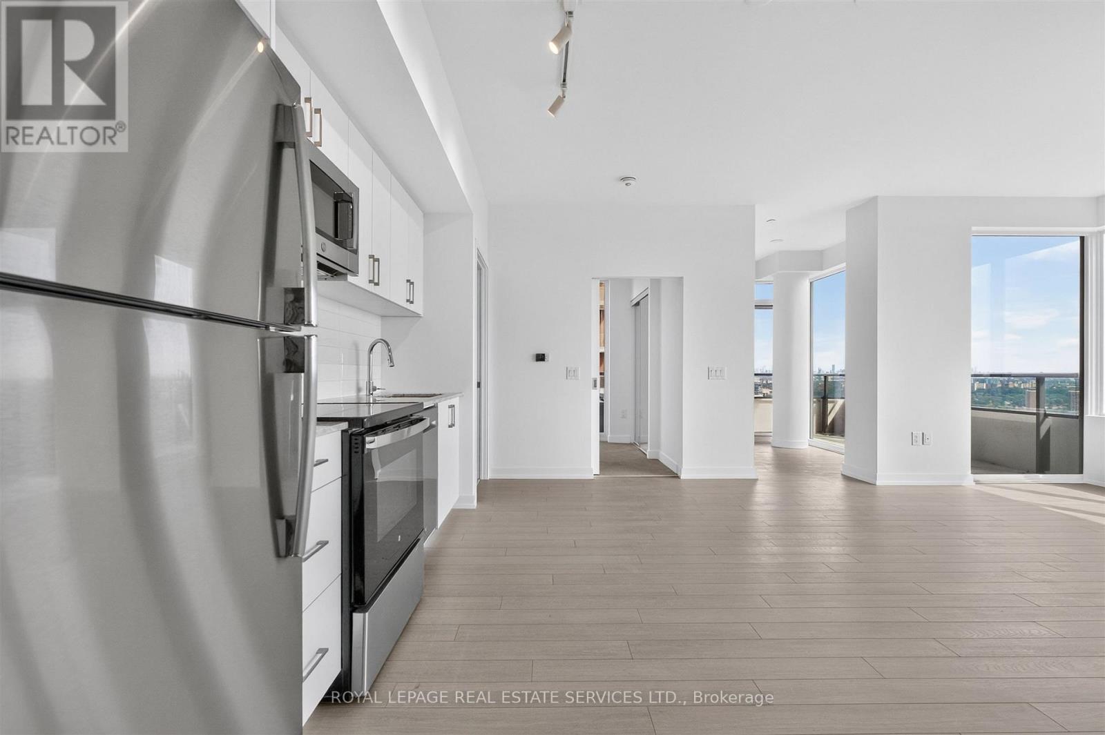 1813 - 4010 EGLINTON AVENUE W, Toronto (Humber Heights) — photo 10