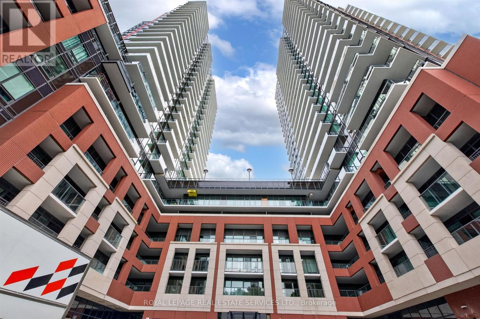 1813 - 4010 EGLINTON AVENUE W, Toronto (Humber Heights) — photo 3