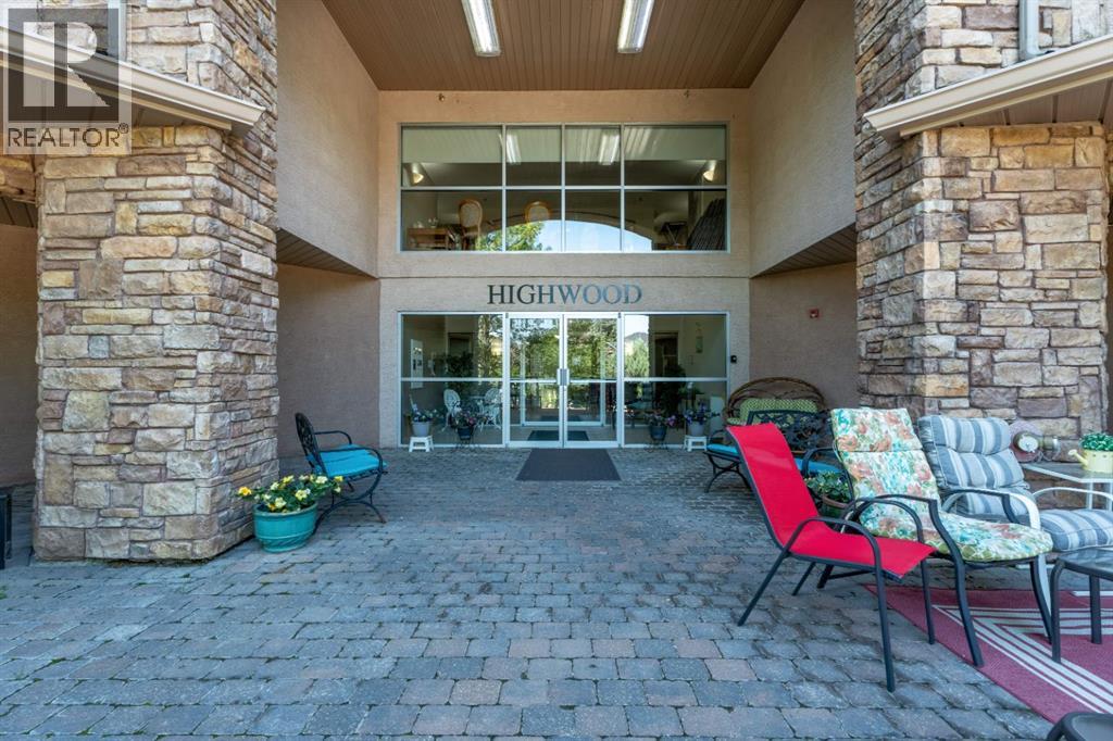 305, 500 7 Street NW, High River, Alberta, T1V1T6
