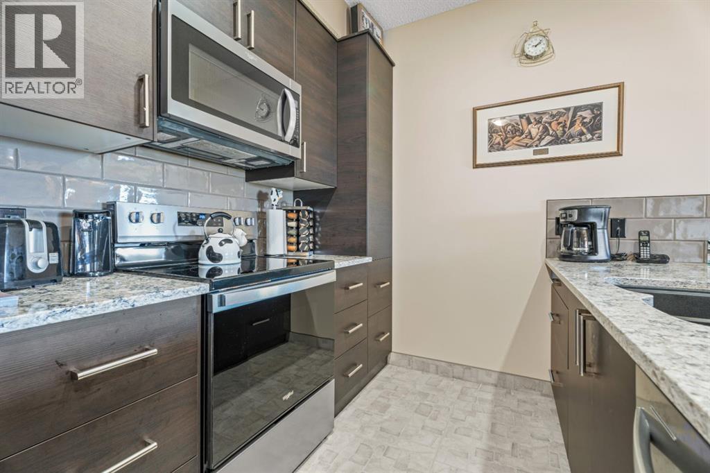 305, 500 7 Street NW - photo 12