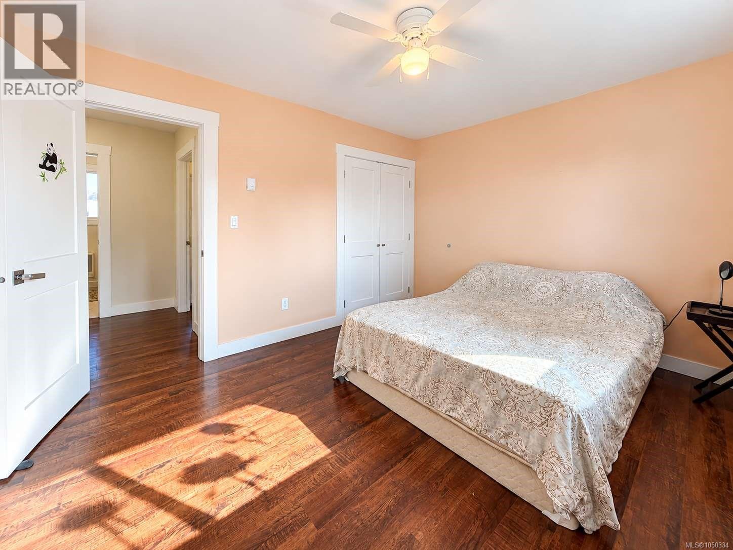 2349 Anderson Ave - Image 24