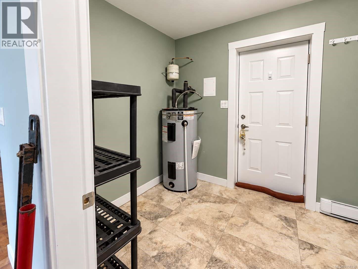 2349 Anderson Ave - Image 28