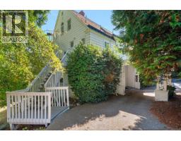 5 1715 Rockland Ave, Victoria, BC V8S1W6 Photo 23