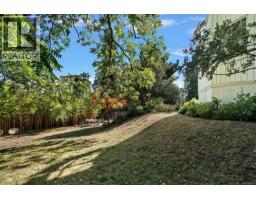 5 1715 Rockland Ave, Victoria, BC V8S1W6 Photo 30