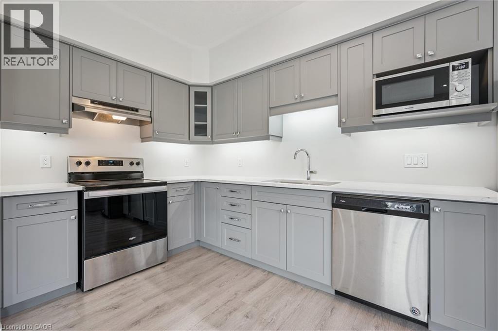 2 VITALITY Drive, Kitchener — photo 10
