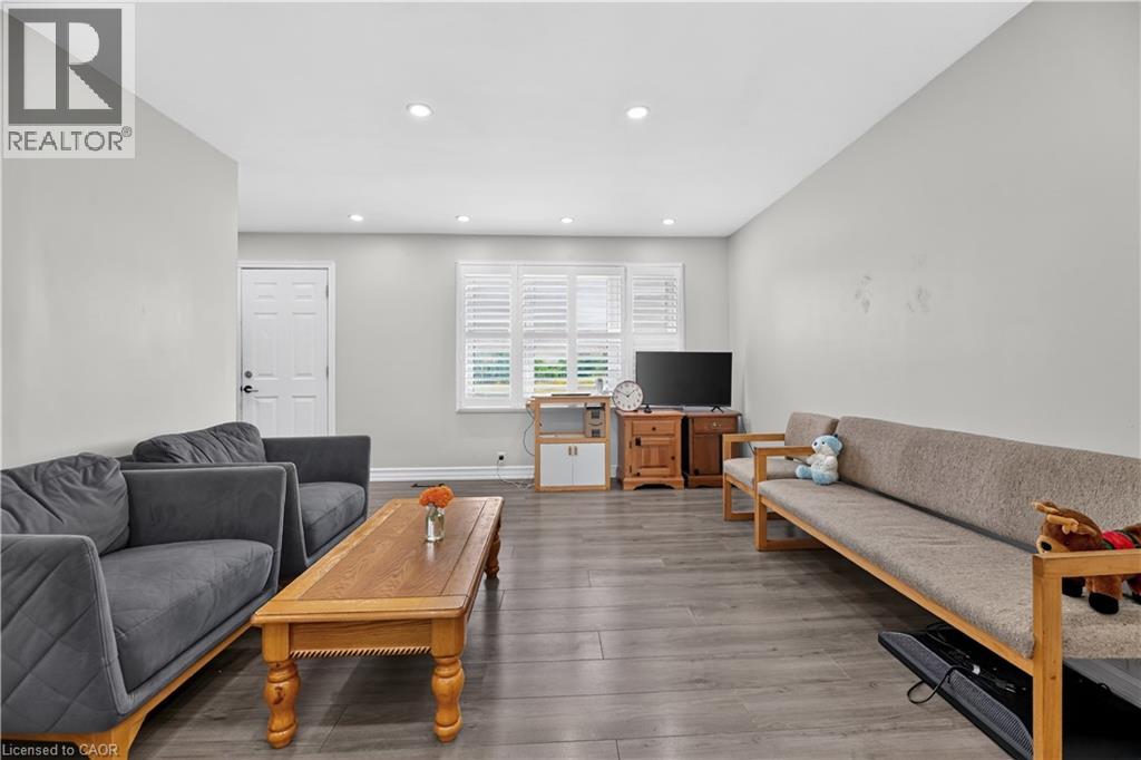 685717 HWY 2 Unit# Right Side, Woodstock — photo 7