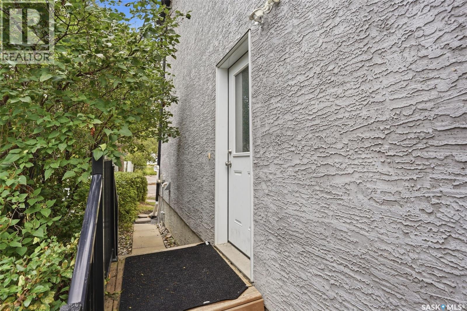 1448 McIntosh STREET - 31