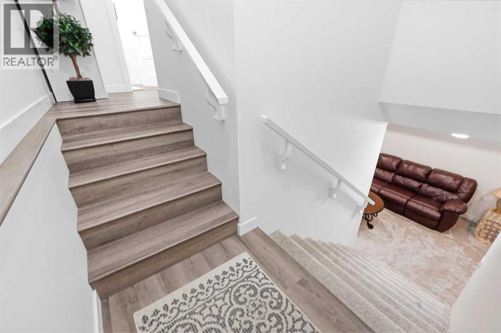Listing photo – 49 Golden Crescent, Red Deer