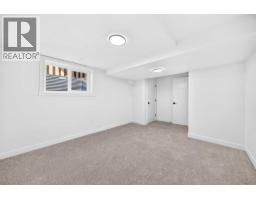23 Penworth Crescent Se, Calgary, AB T2A4C5 Photo 35