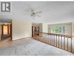 Family room - #3 West Park Drive, Battleford, SK S0M0E0 Photo 11