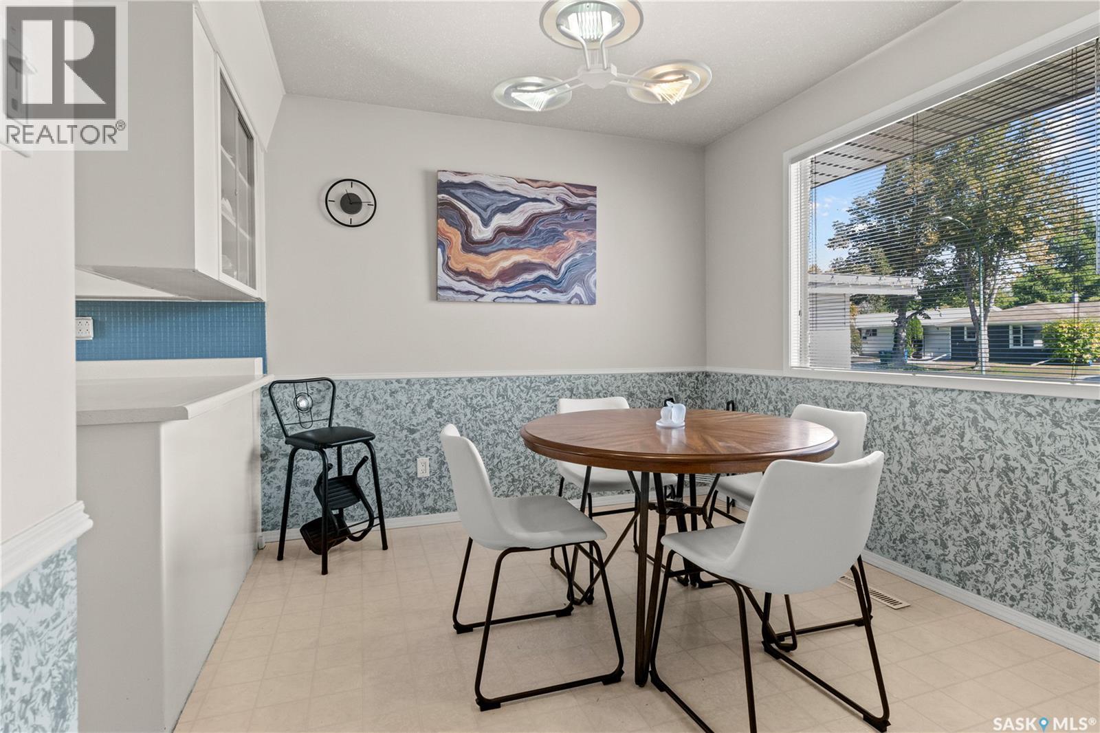 1524 Argyle AVENUE - 4