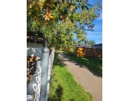 5111 59 St, Redwater, AB T0A2W0 Photo 12