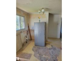 5111 59 St, Redwater, AB T0A2W0 Photo 35