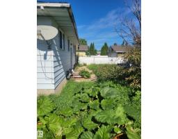 5111 59 St, Redwater, AB T0A2W0 Photo 9