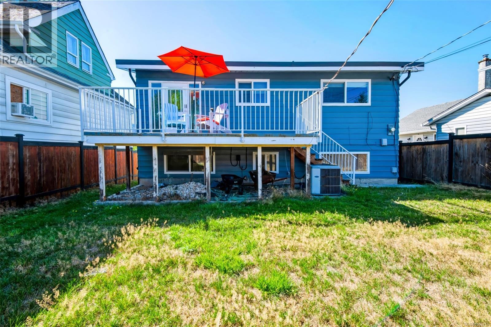 2643 9th Ave - 22
