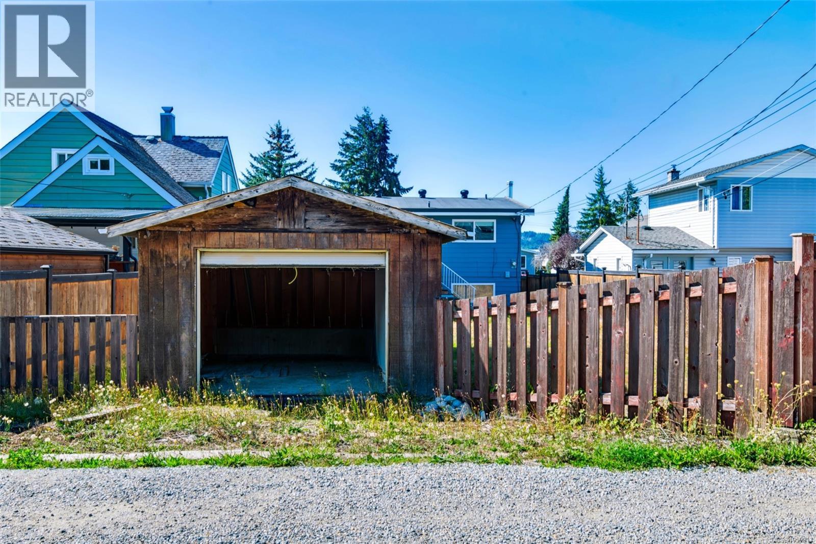 2643 9th Ave - 23