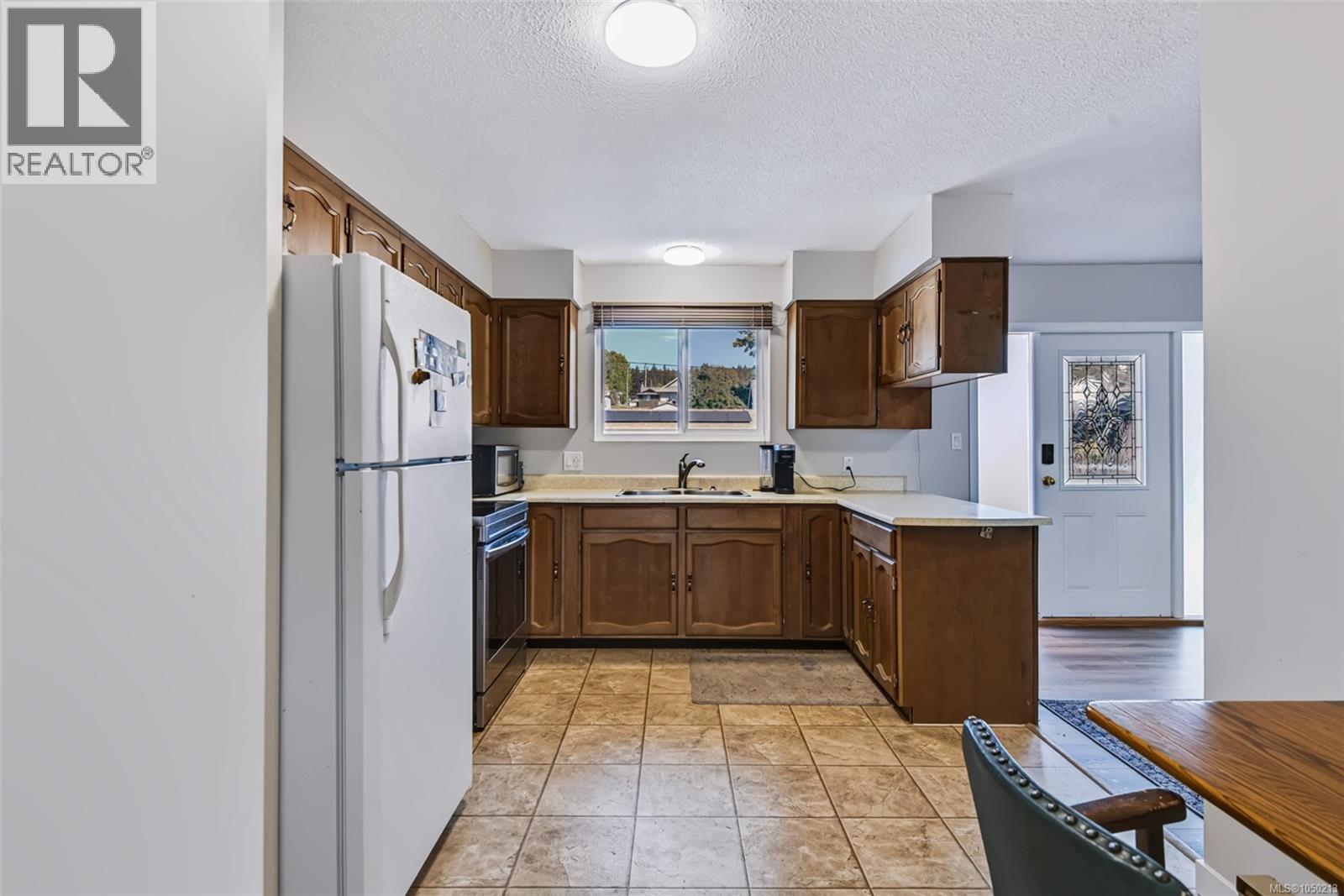 2643 9th Ave - 4