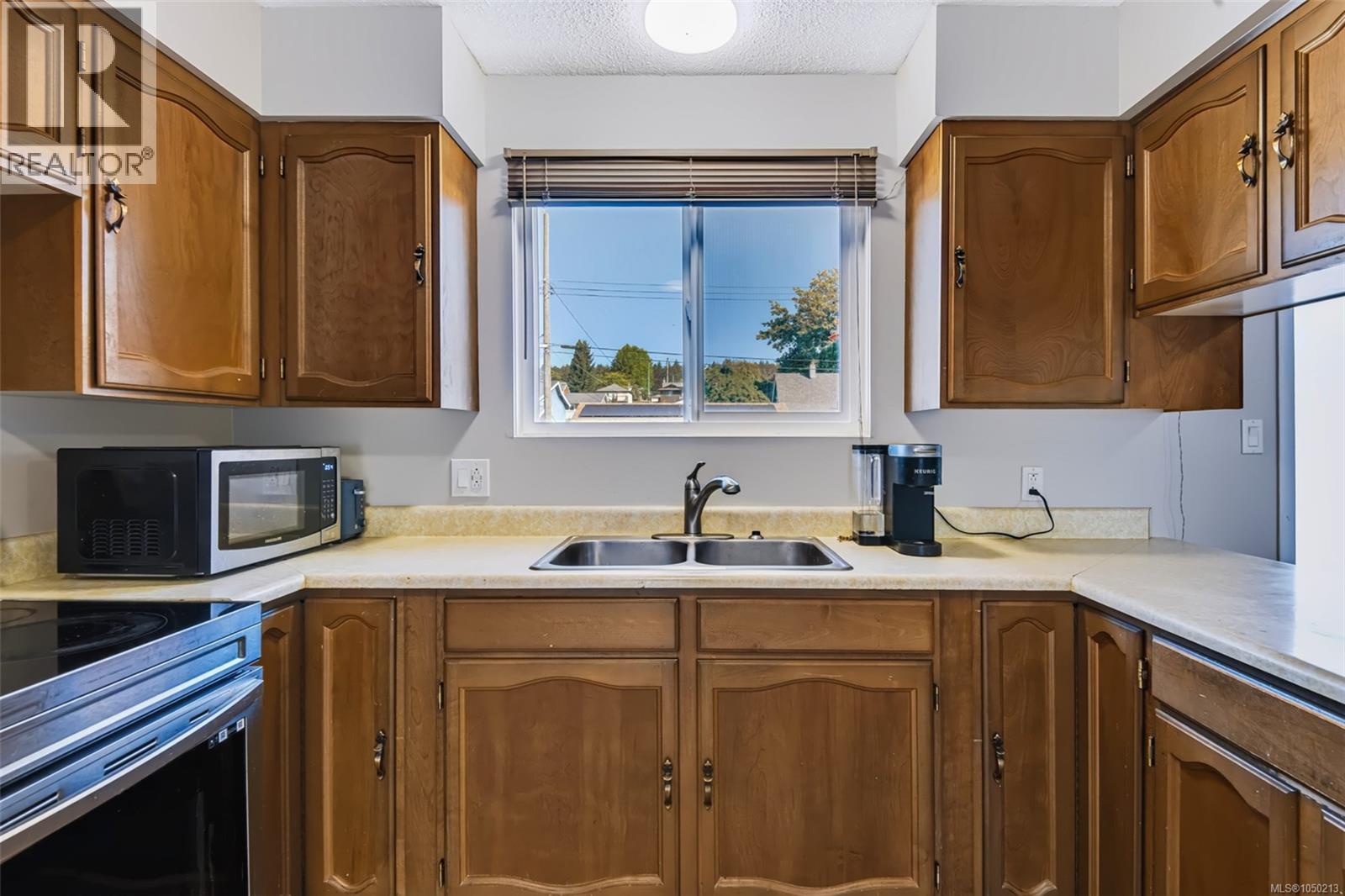 2643 9th Ave - 5