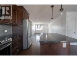 4pc Bathroom - 129 Airmont Court, Fort Mcmurray, AB T9J1G1 Photo 6