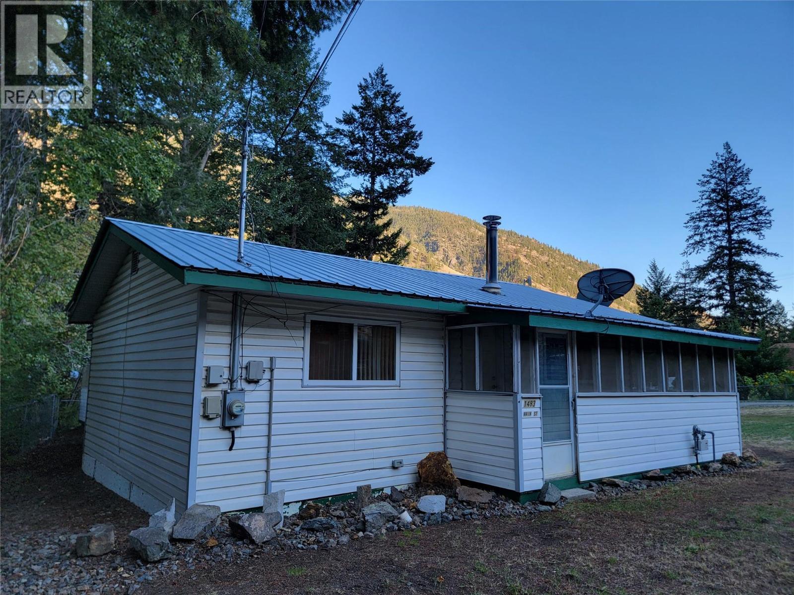 1483 Main Street - 33