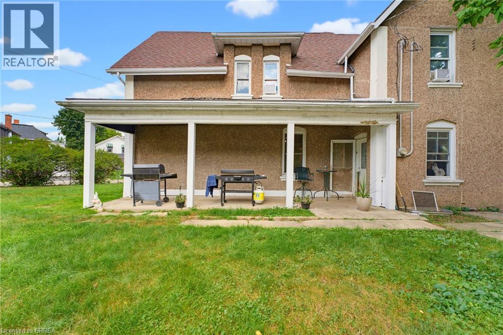 97 PARK Avenue, Brantford — photo 2
