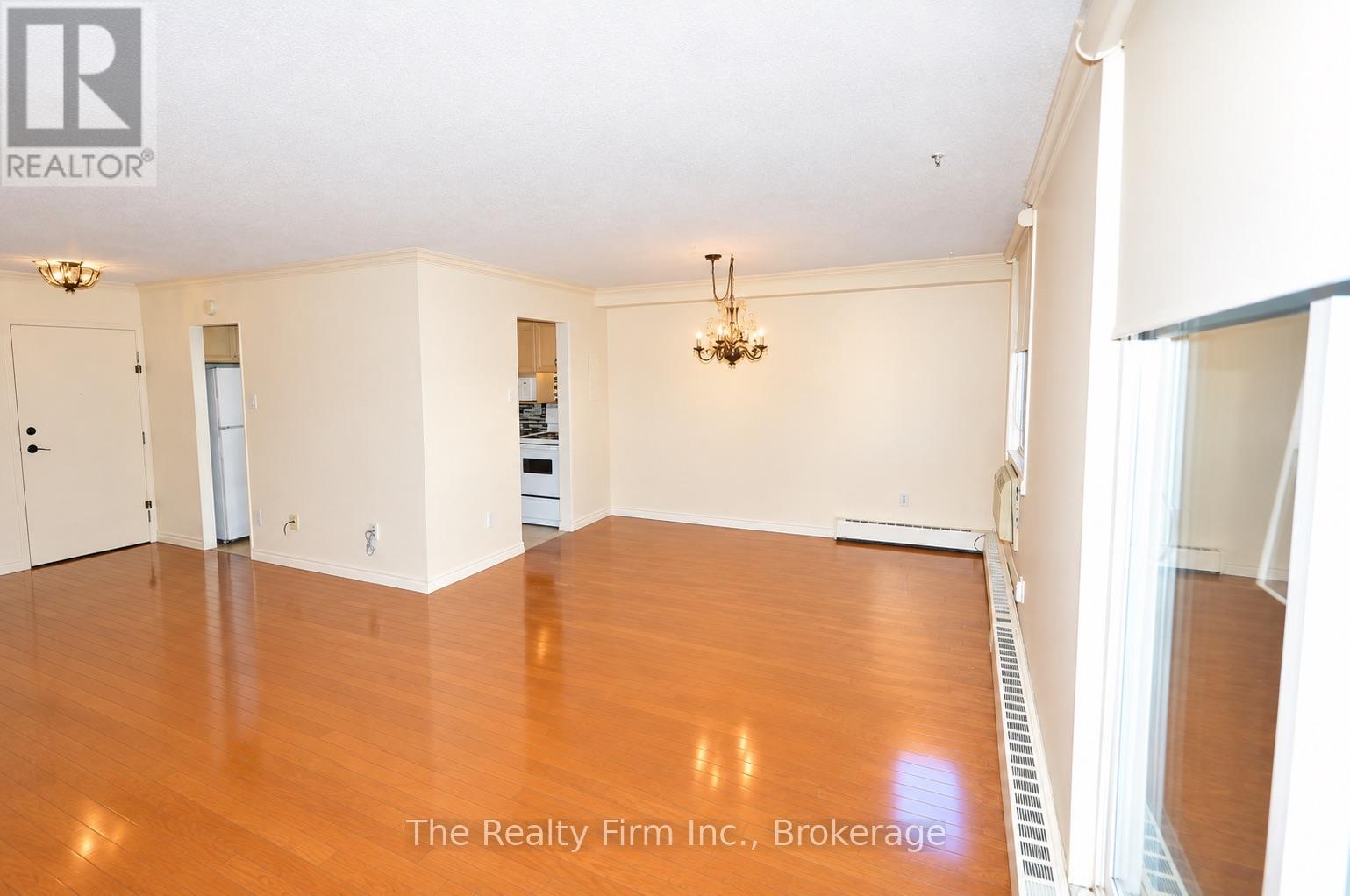 805 - 640 WEST STREET N, Brantford — photo 3